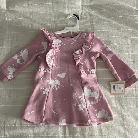 Girl's NWT Baby Two Piece Set  Size 18-24mo - Picture 2 of 3